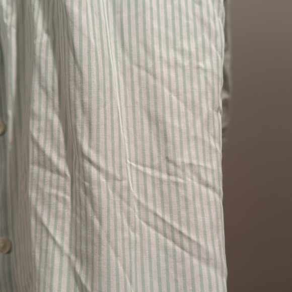 Brooks Brothers Women's green pinstriped Button up Shirt Size 4 - Picture 4 of 6
